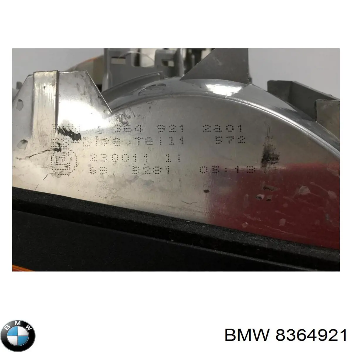 8364921 BMW Задній лівий зовнішній ліхтар