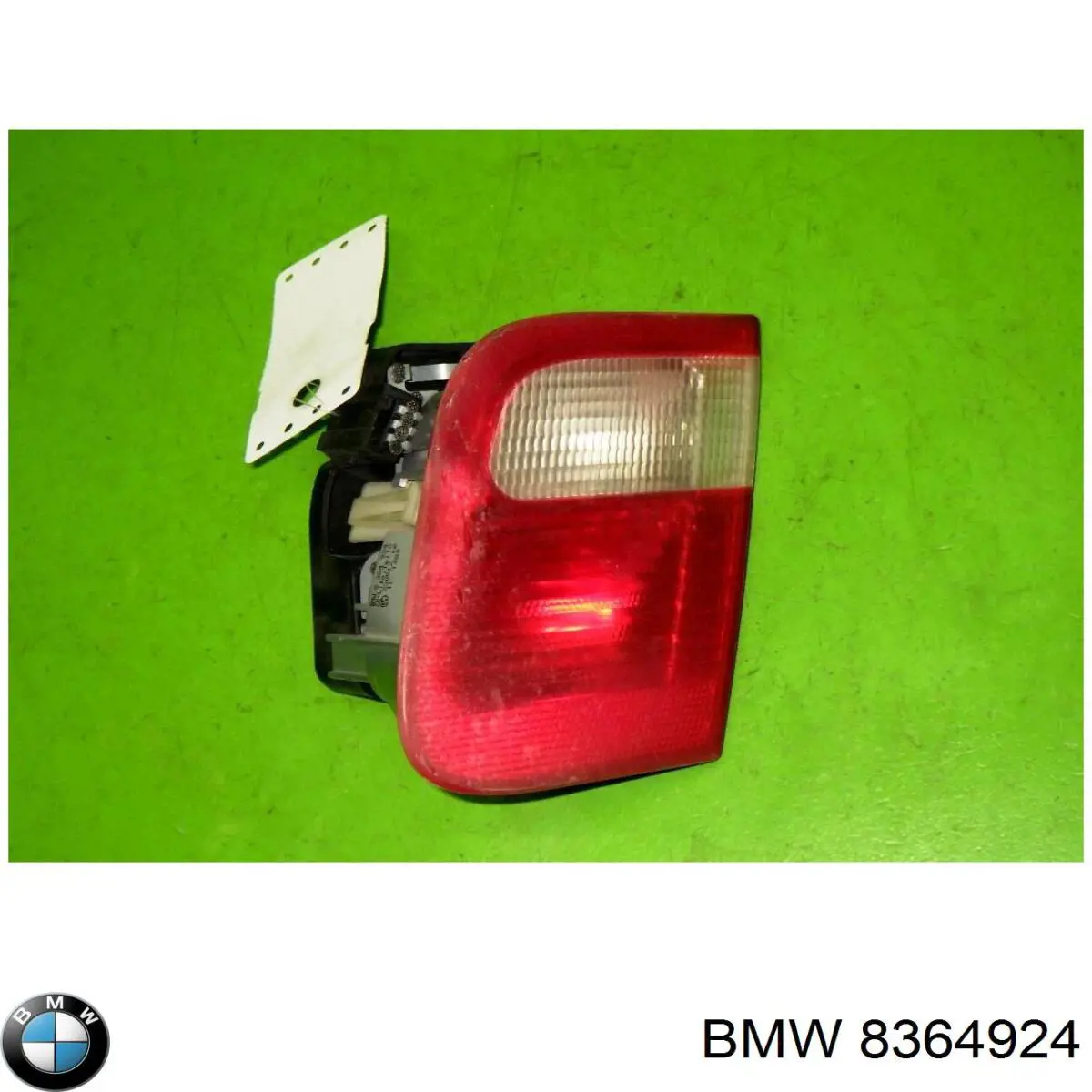 Купити 8364924 BMW Ліхтар задній внутрішній правий