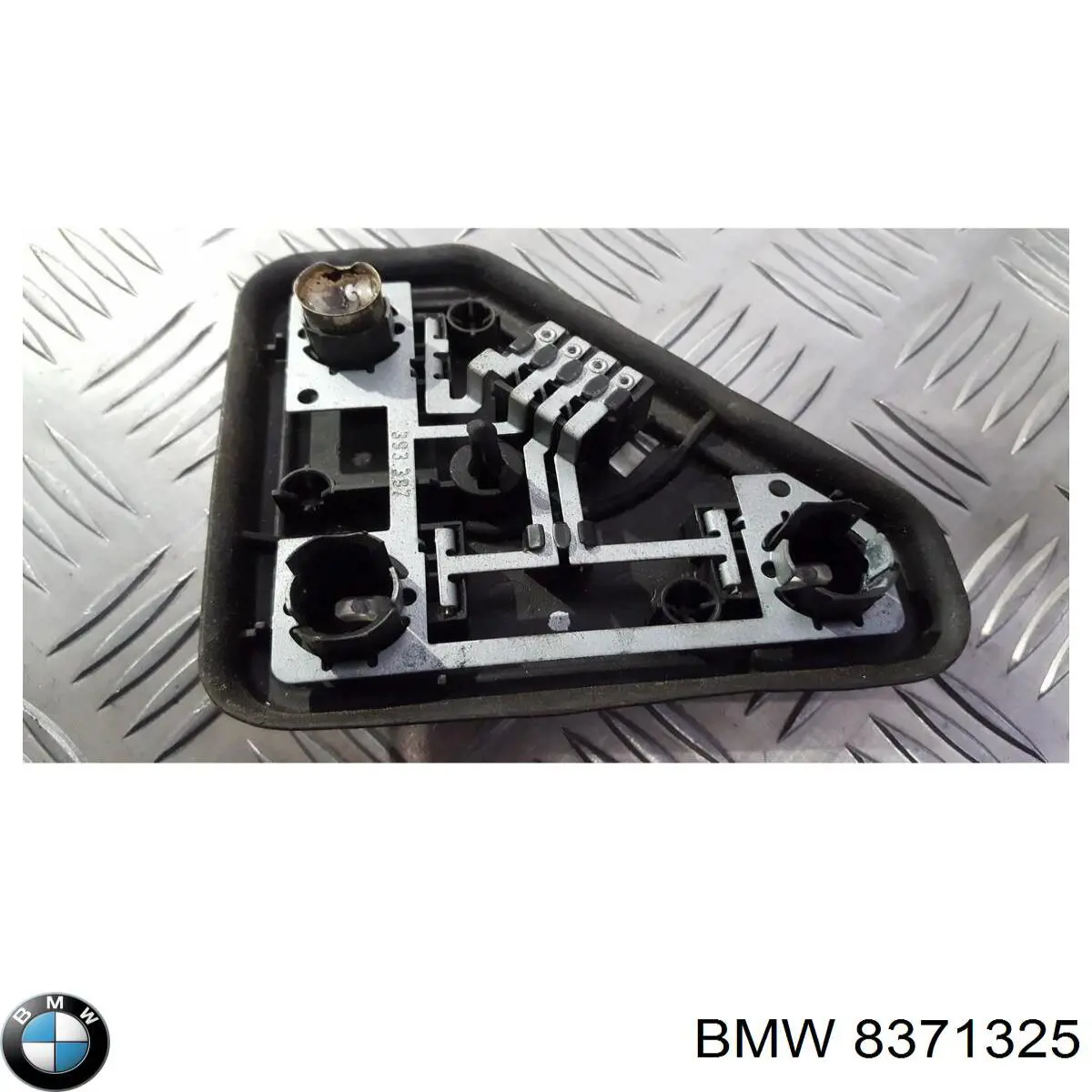 8371325 BMW 
