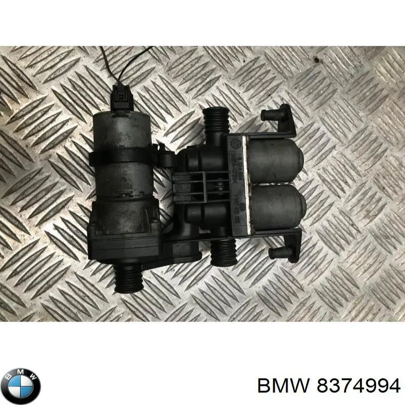 Купити 8374994 BMW Кран пічки