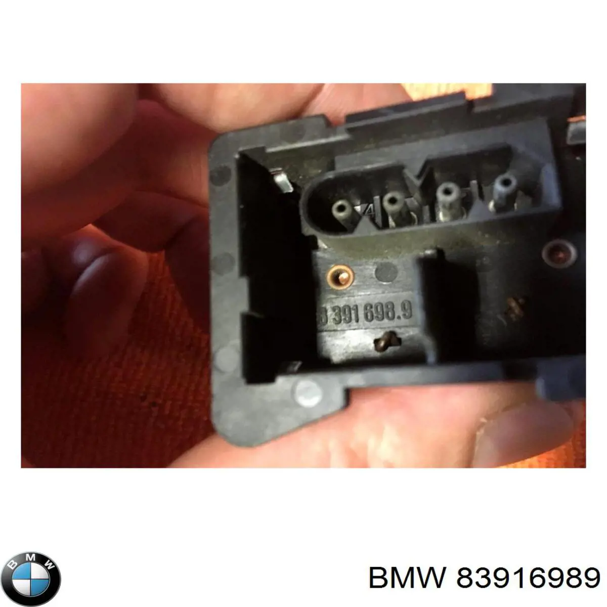 Купити 83916989 BMW 