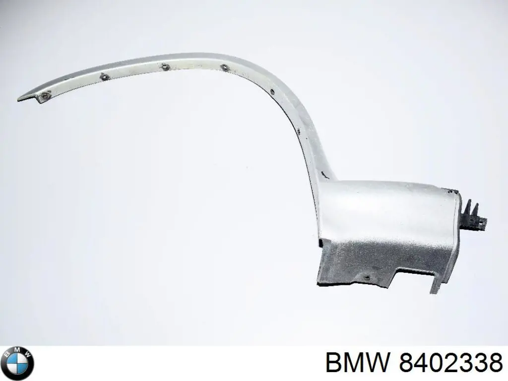 Розширювач заднього крила, правий 8402338 BMW