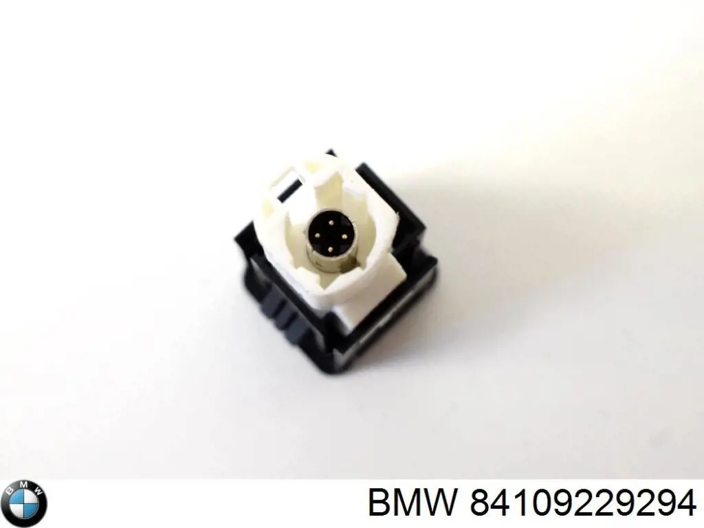 USB-розгалужувач BMW 84109229294 ціна, від 3.80 USD