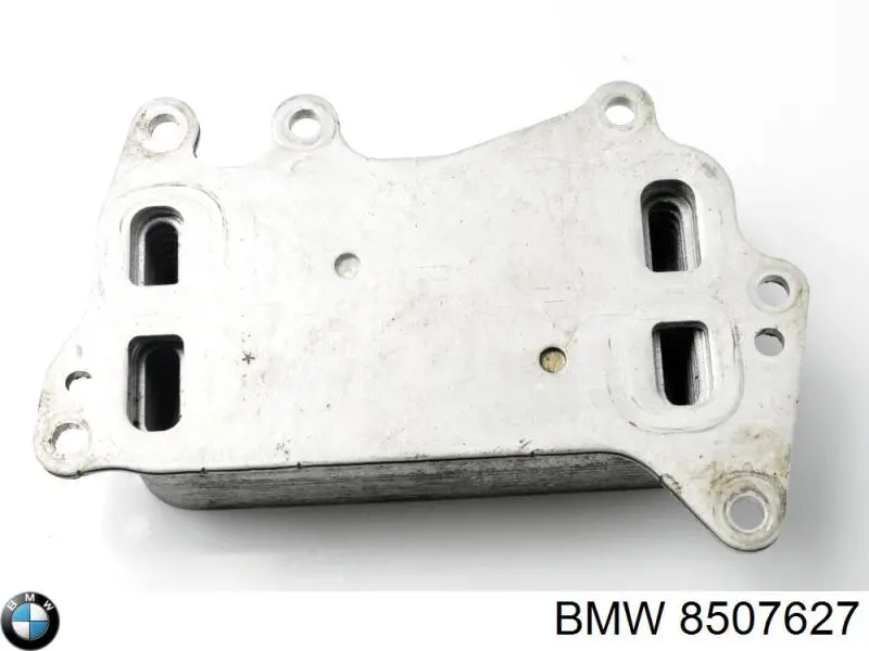8507627 BMW Радіатор масляний (холодильник), під фільтром