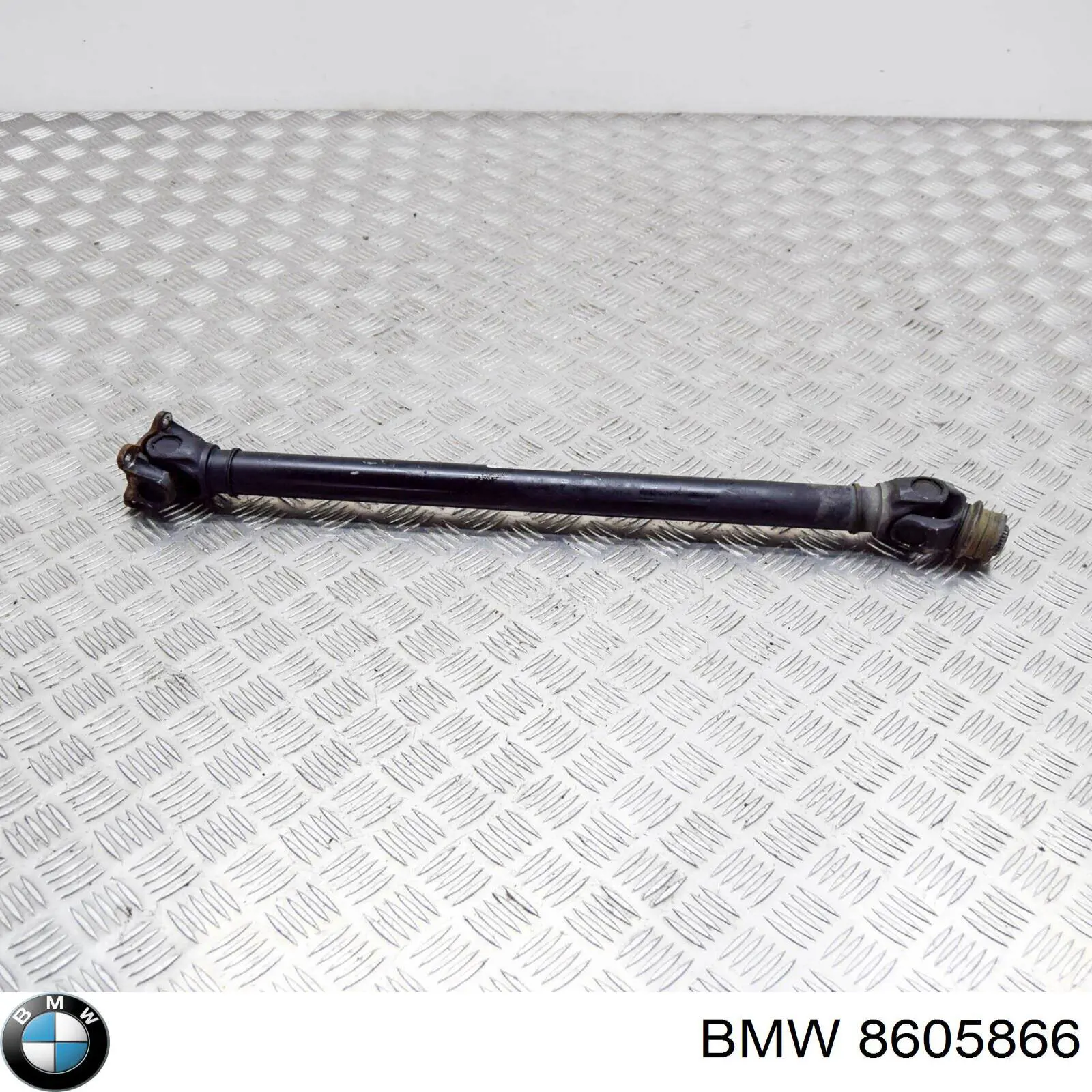 Кардан передній 8605866 BMW