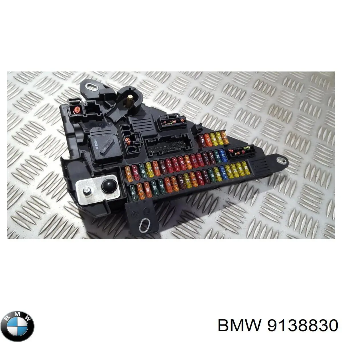 Блок запобіжників задній, салонний BMW 9138830