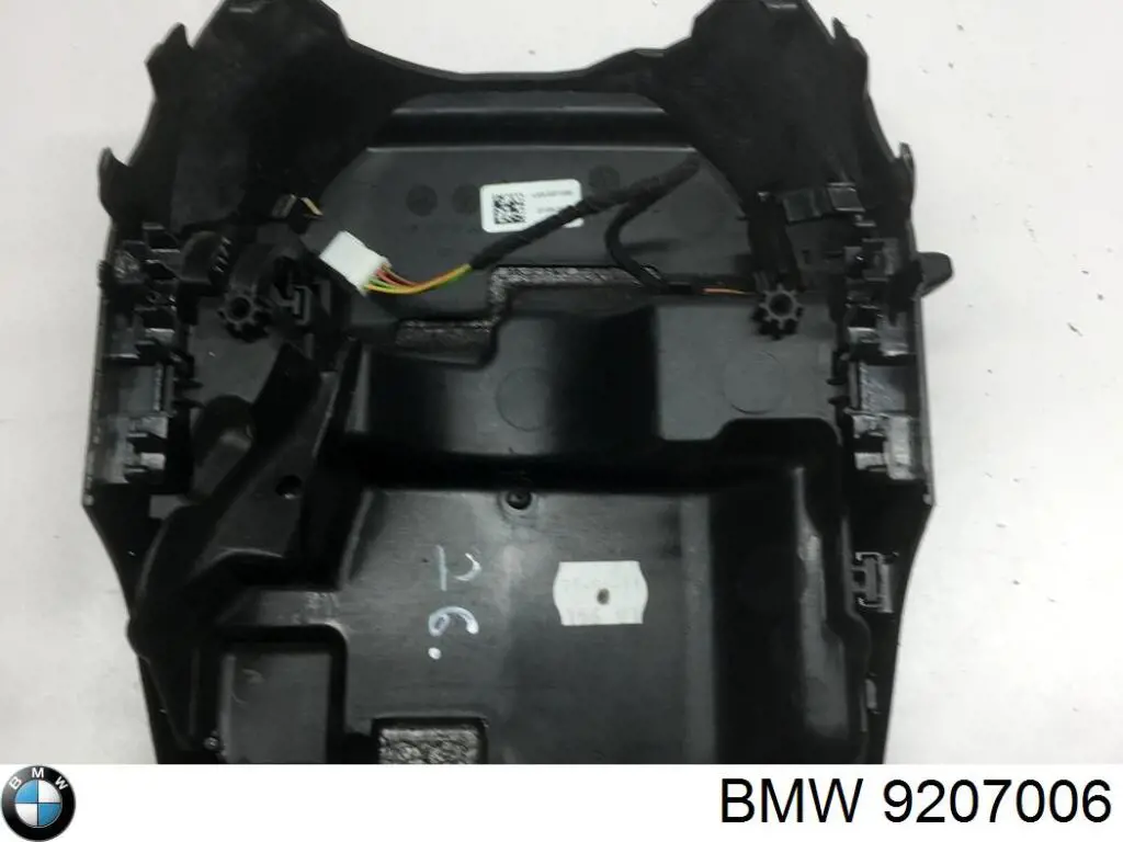 9207006 BMW Захисний кожух кермового механізму