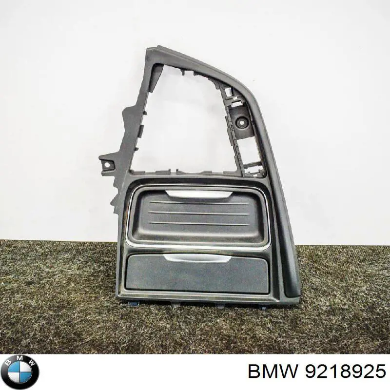 Декоративна накладка центральної консолі BMW 9218925 ціна, від 9.84 USD
