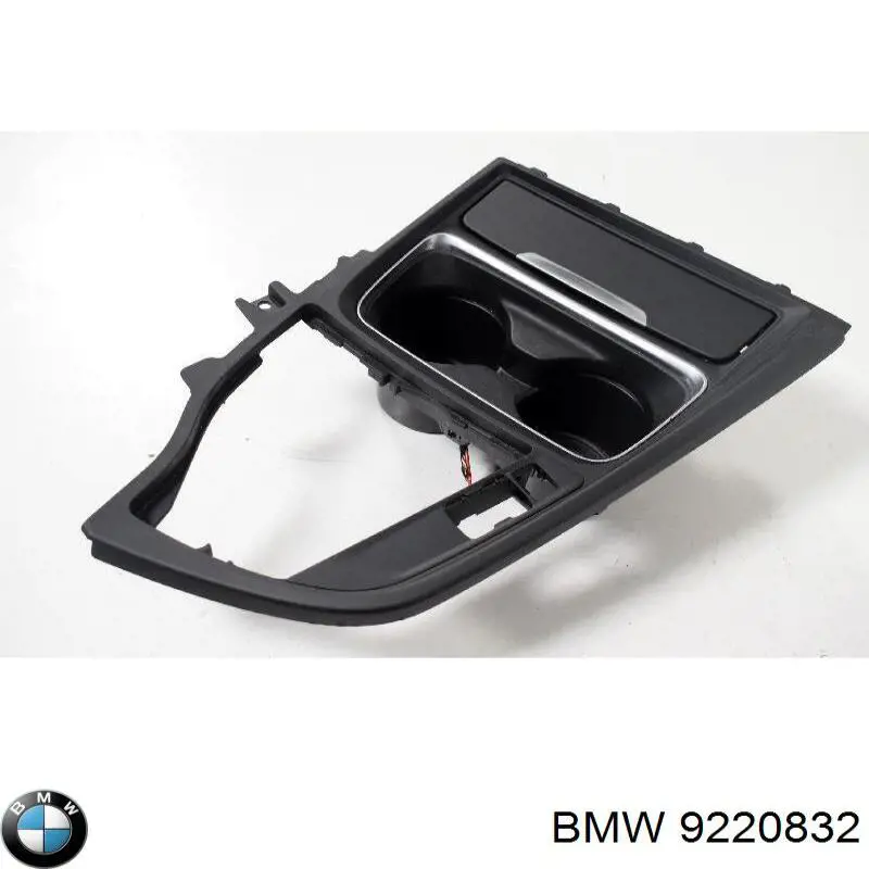 9220832 BMW Антена на дах