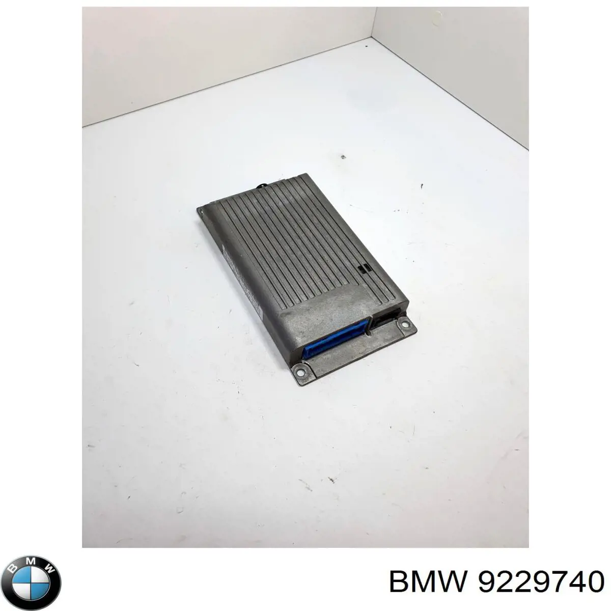 Купити 9229740 BMW Зарядний блок пристрою гучного зв'язку