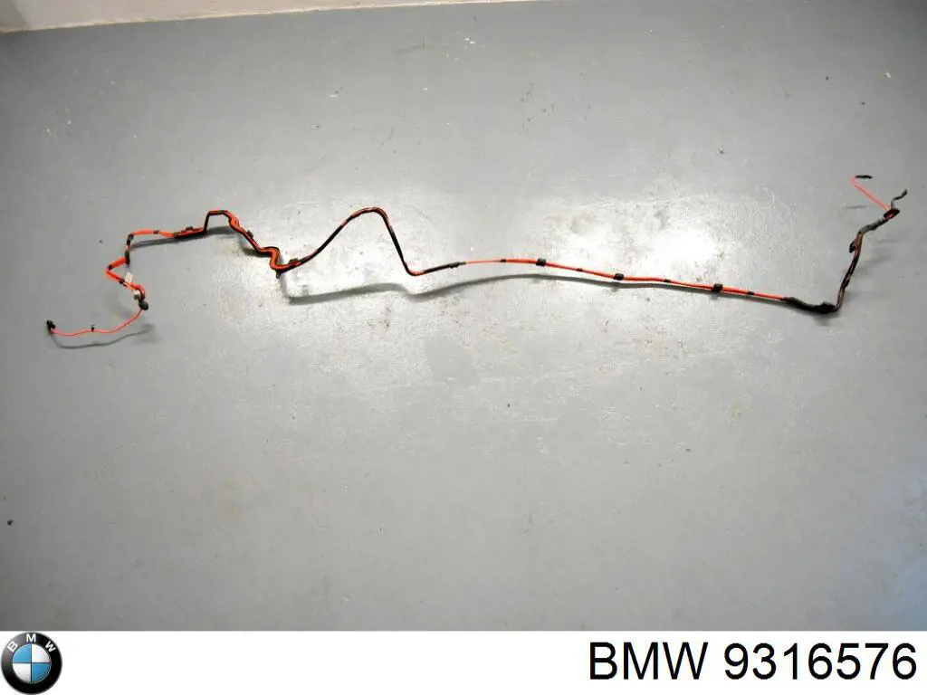 Кабель плюсової клеми акумулятора (АКБ) BMW 9316576 ціна, від 24.71 USD
