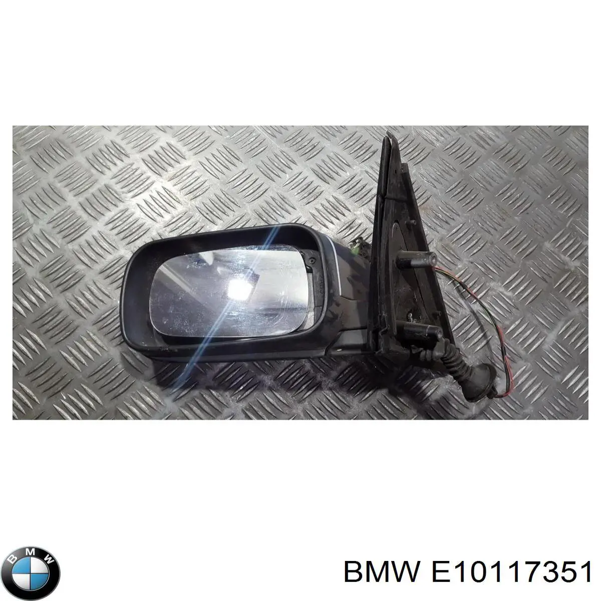 Ліве бічне дзеркало BMW E10117351 ціна, від 14.30 USD