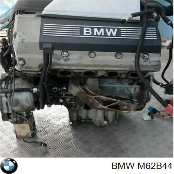 M62B44 BMW Мотор в зборі