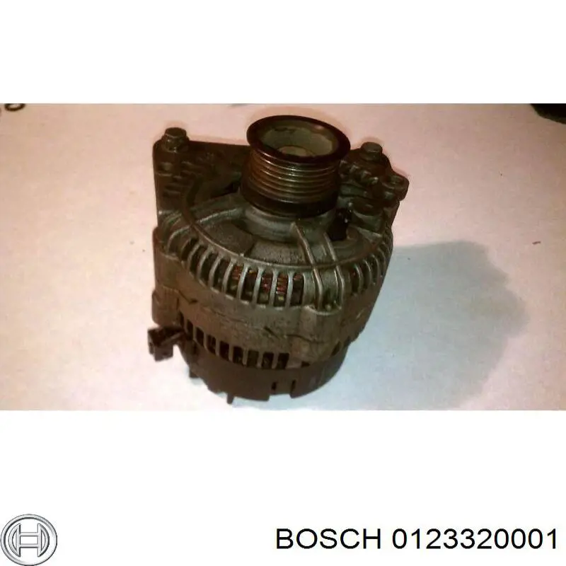 0123320001 Bosch Авто генератор