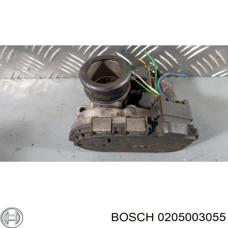 Дросільна заслінка 0205003055 Bosch