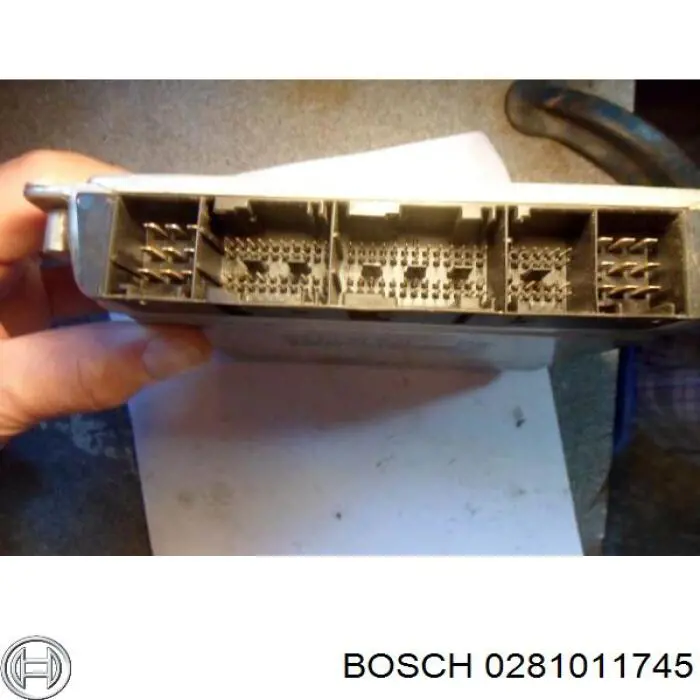 Купити 0281011745 Bosch Модуль управління двигуном
