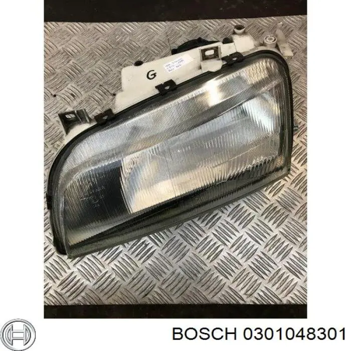 Купити 0301048301 Bosch Основна фара в зборі ліва