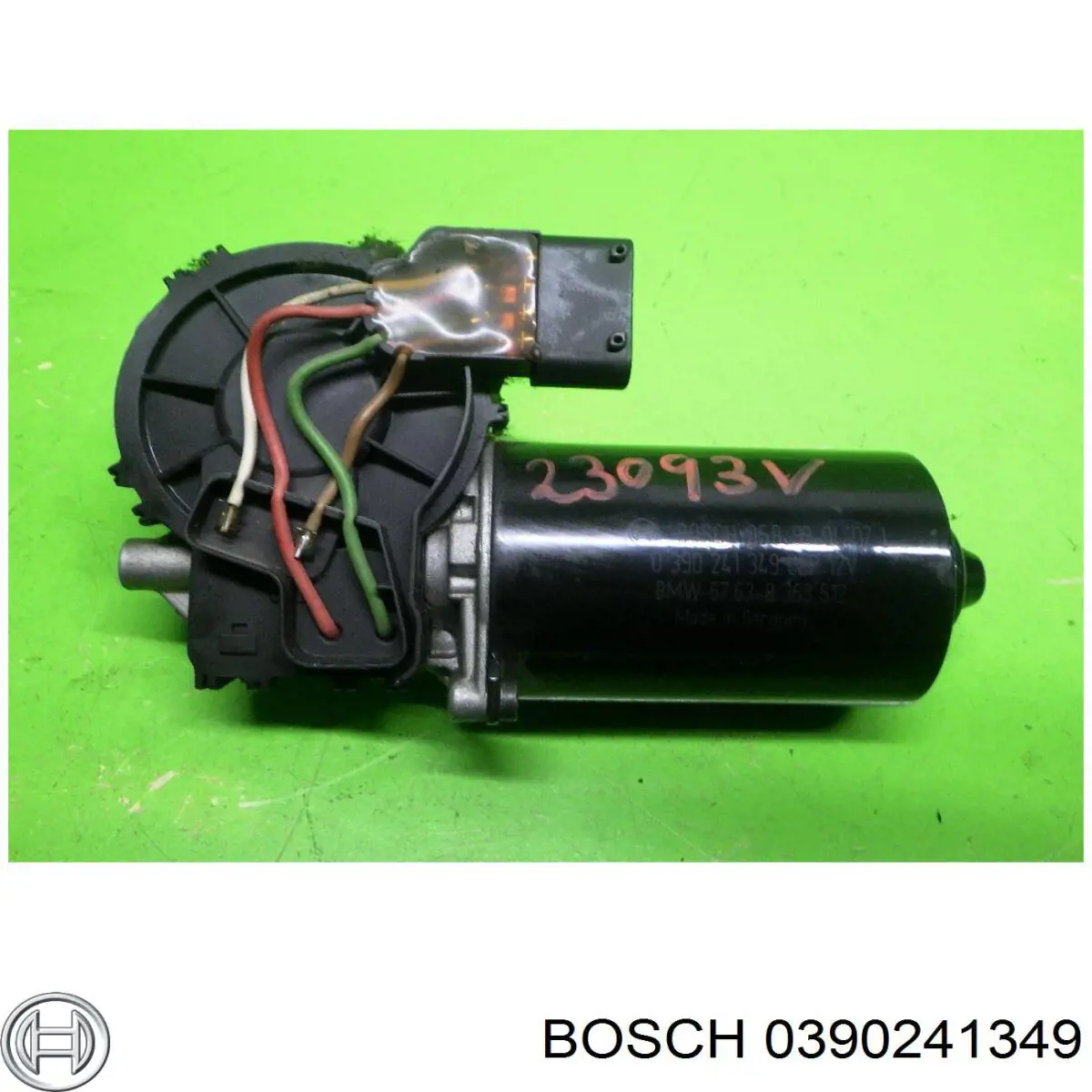 0390241349 Bosch двигун склоочисника лобового скла (трапеції)