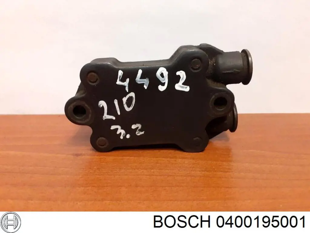 0400195001 Bosch Насос паливний високого тиску (ПНВТ)