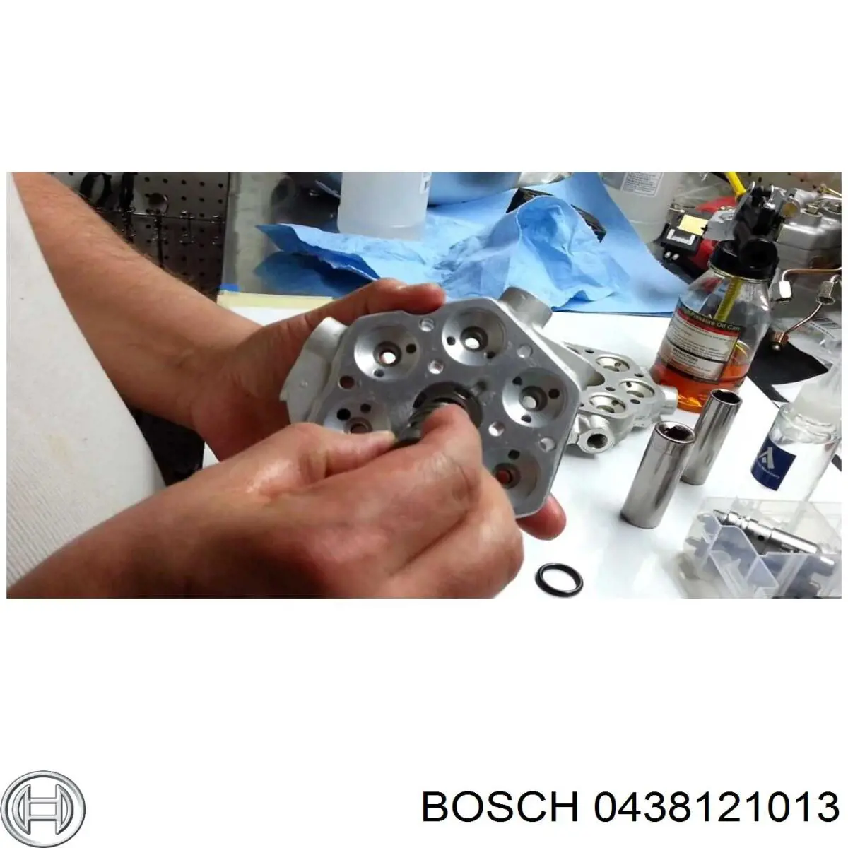 0438121013 Bosch датчик потоку (витрати повітря, витратомір MAF - (Mass Airflow))