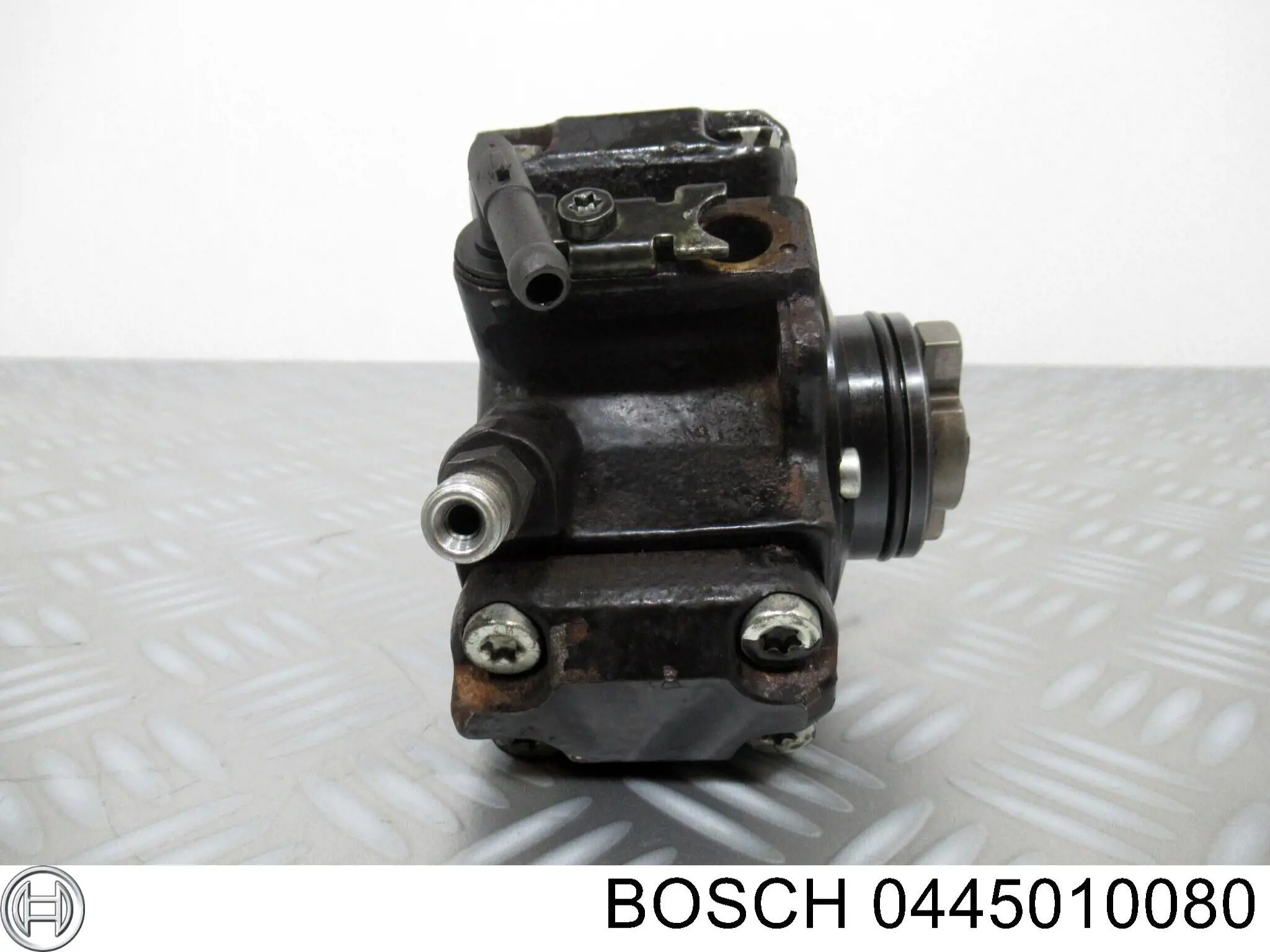 Паливний насос високого тиску 0445010080 Bosch