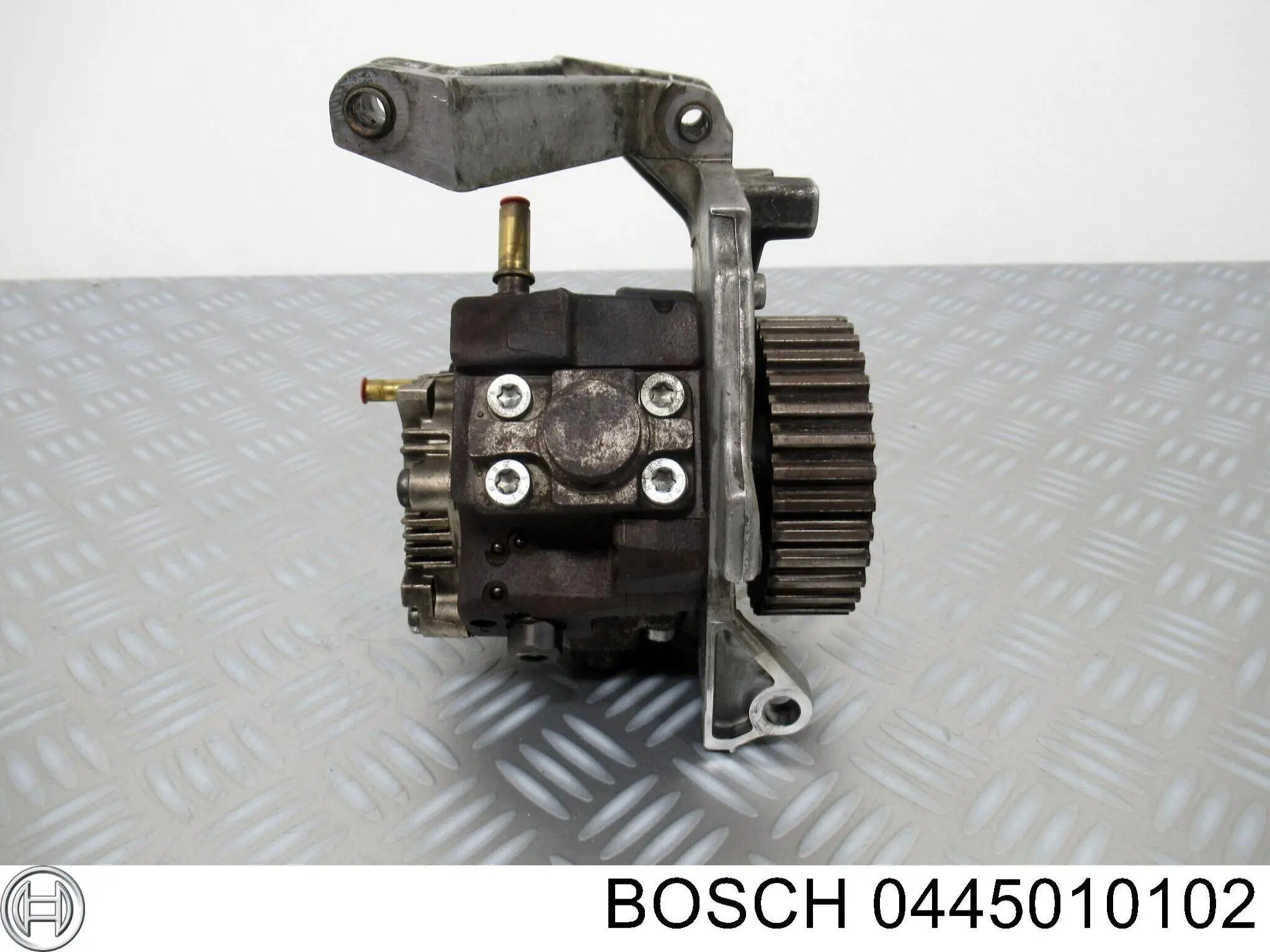 Паливний насос високого тиску 0445010102 Bosch