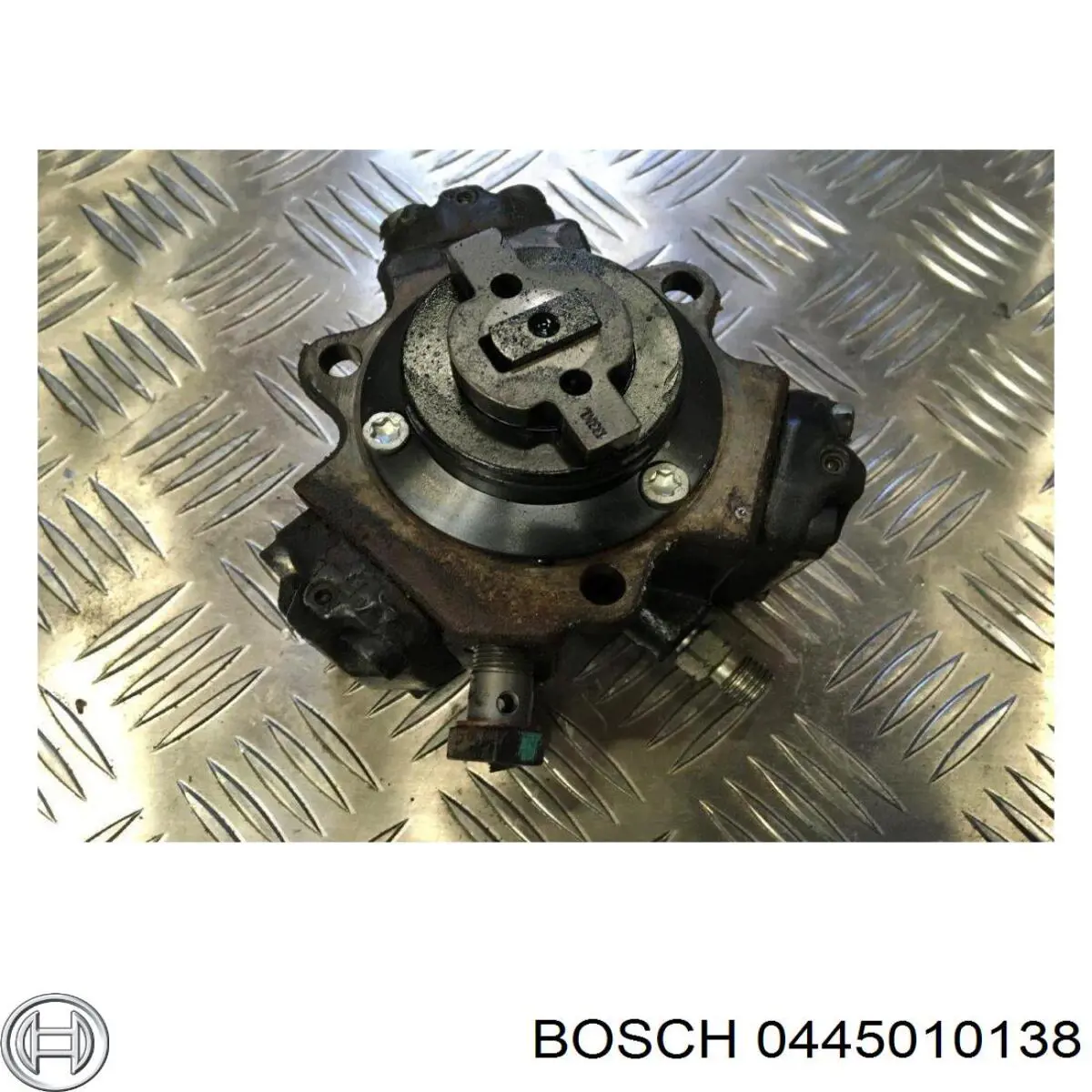 Насос паливний високого тиску Bosch 0445010138 ціна, від 128.21 USD