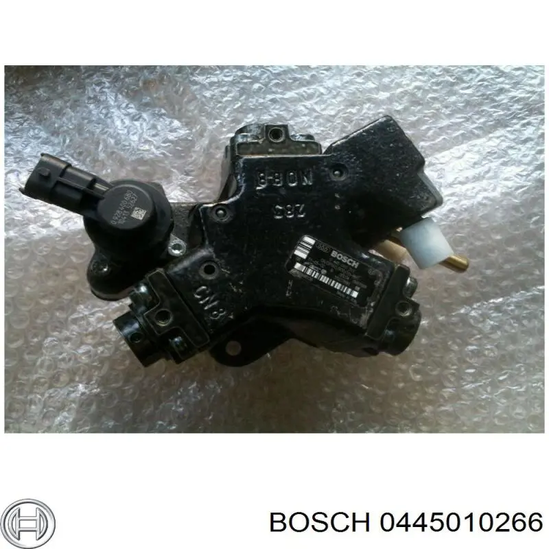 0445010266 Bosch Насос паливний високого тиску (ПНВТ)