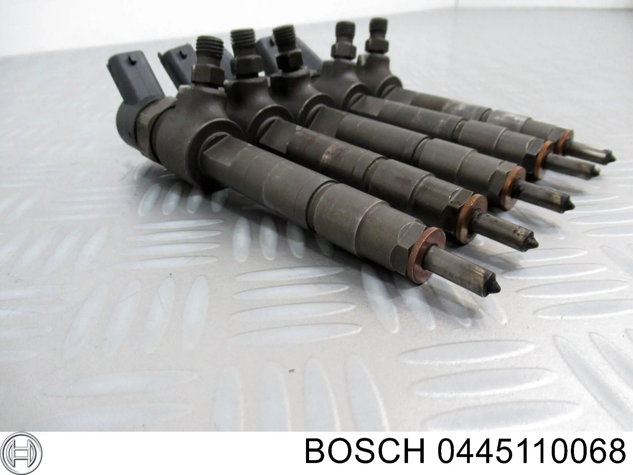 Паливні форсунки 0445110068 Bosch
