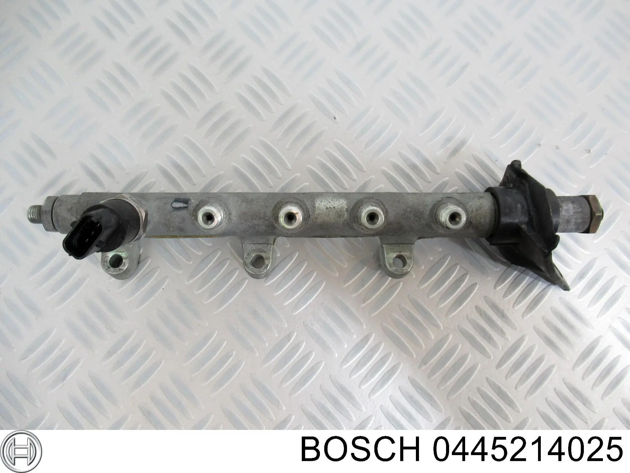 Розподільник палива 0445214025 Renault (RVI)