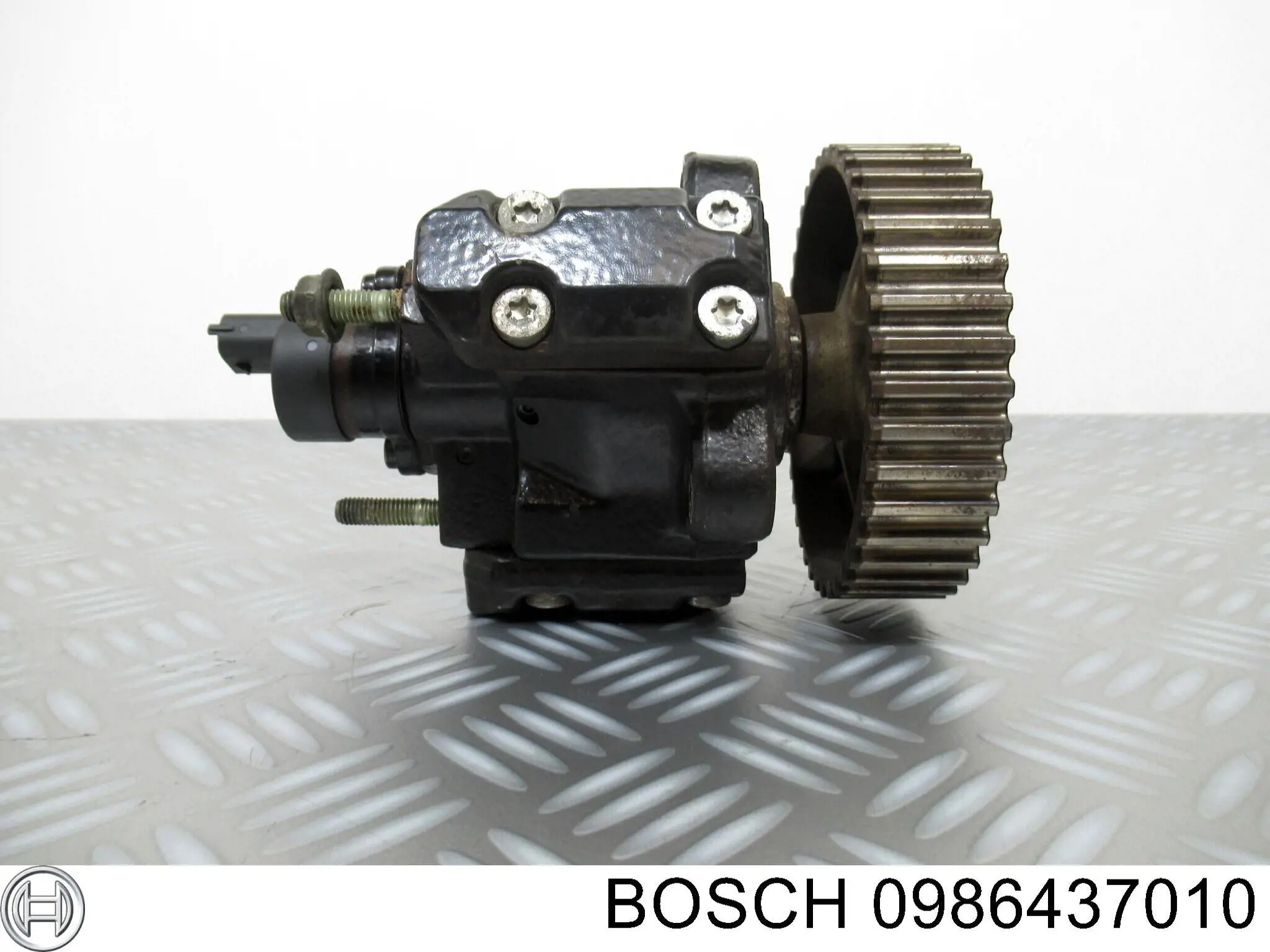 0986437010 Bosch насос паливний високого тиску (пнвт - DIESEL)