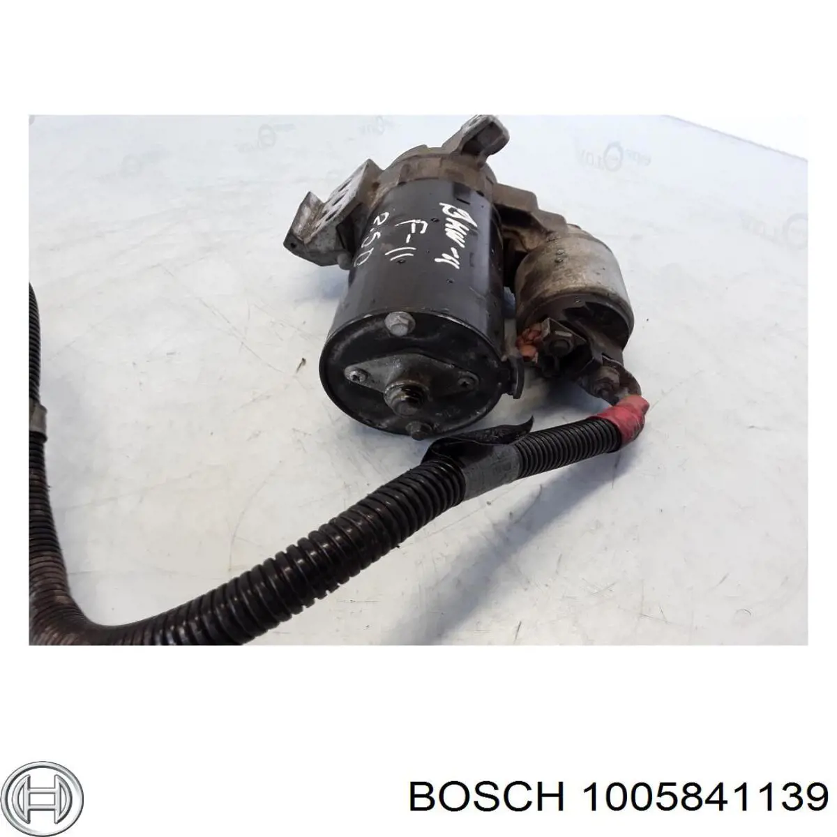 Стартер Bosch 1005841139 ціна, від 50.68 USD