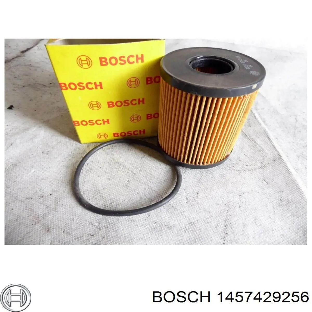 Масляний фільтр двигуна Bosch 1457429256 ціна, від 4.43 USD