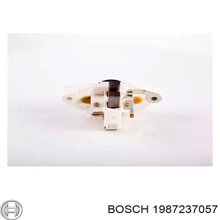 Реле регулятор генератора Bosch 1987237057