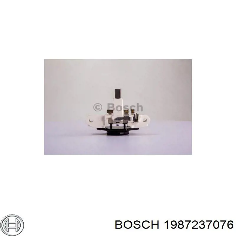 1987237076 Bosch реле-регулятор генератора, (реле зарядки)