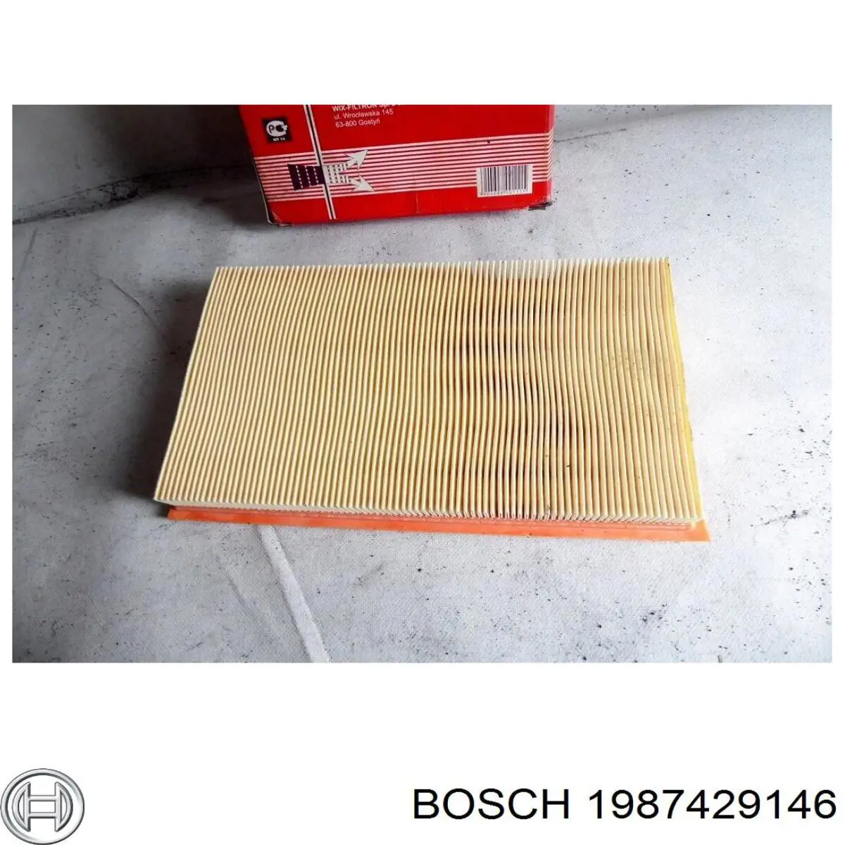 Купити 1987429146 Bosch Автомобільний фільтр повітря