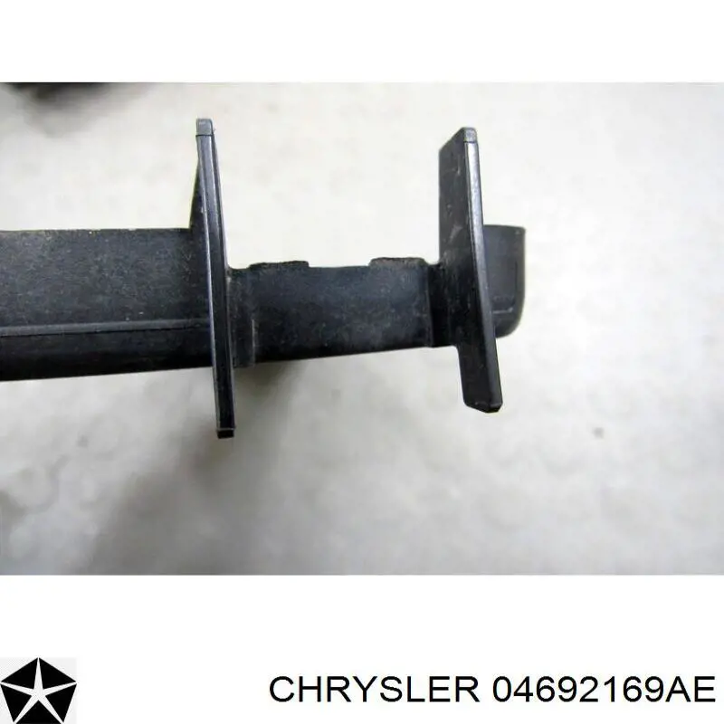 04692169AF Chrysler 
