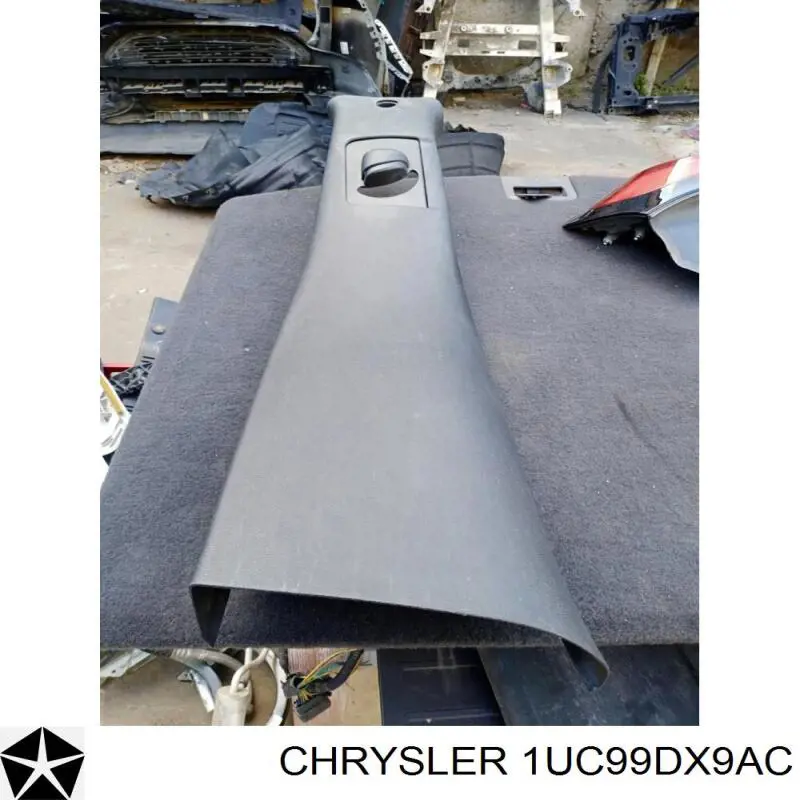 1UC99DX9AA Chrysler Обшивка стійки кузова внутрішня, середня ліва