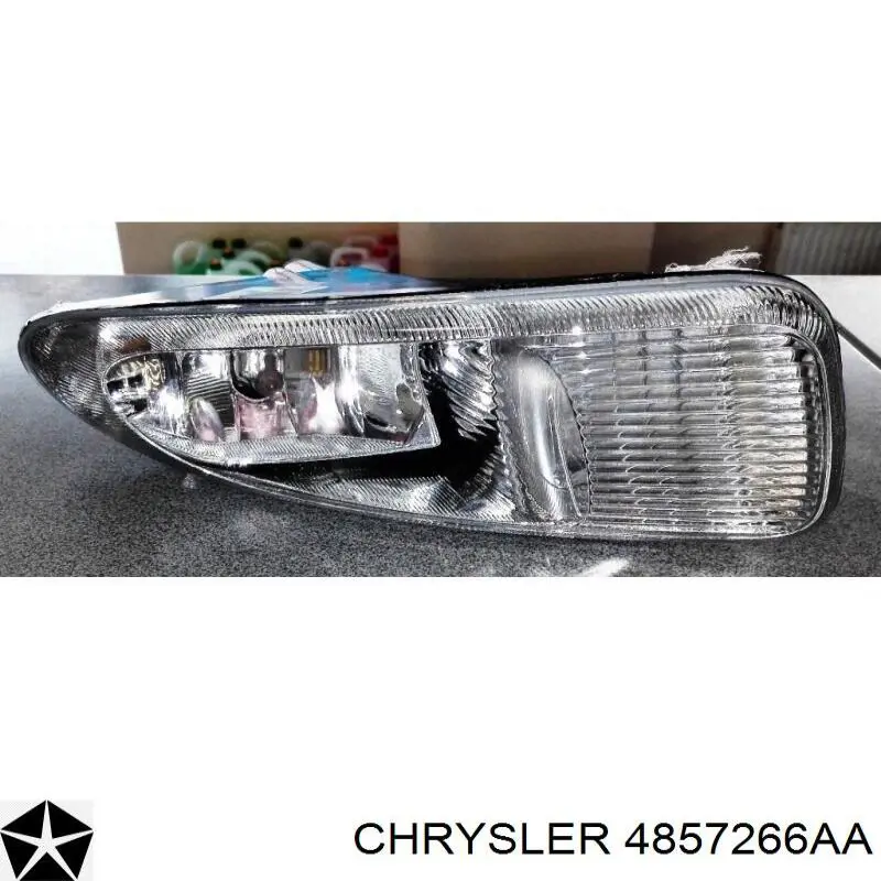 4857266AA Chrysler Права протитуманні фари