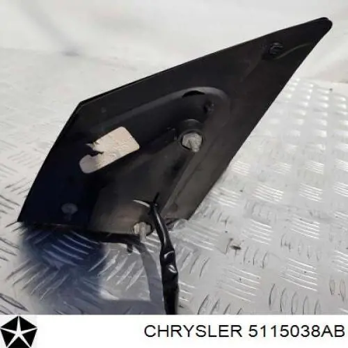 Праве дзеркало заднього виду на Dodge Caliber SXT PM