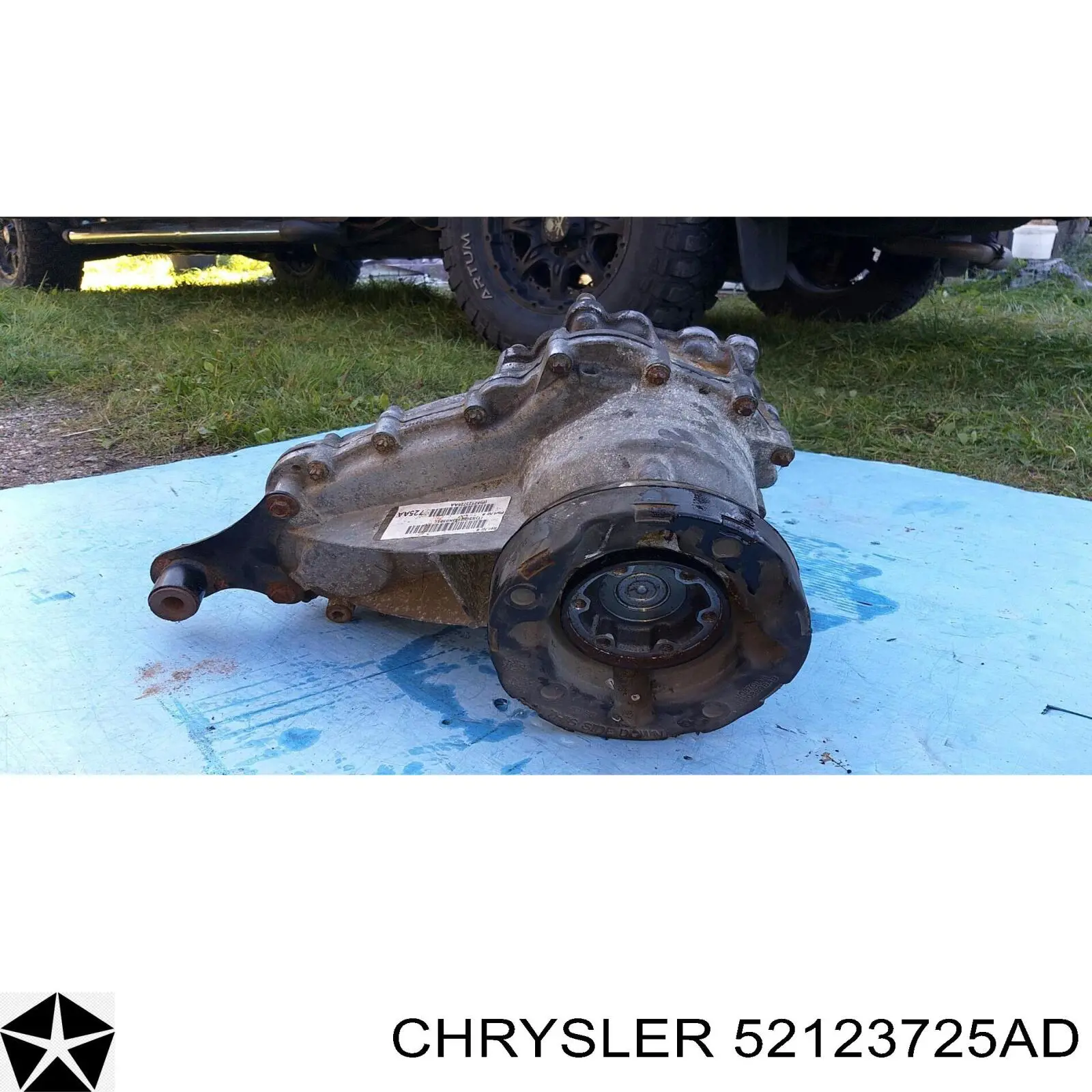 Купити 52123725AD Chrysler Коробка роздавальна в зборі