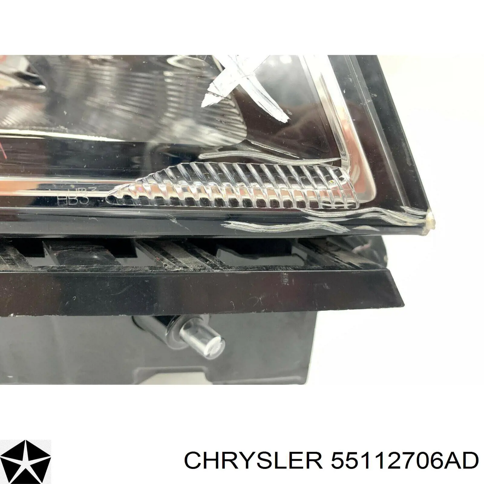 Фара правая Chrysler 55112706AD ціна, від 155.10 USD