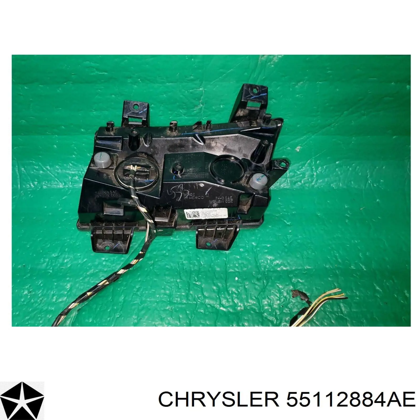 Показник повороту, правий Chrysler 55112884AF ціна, від 253.09 USD