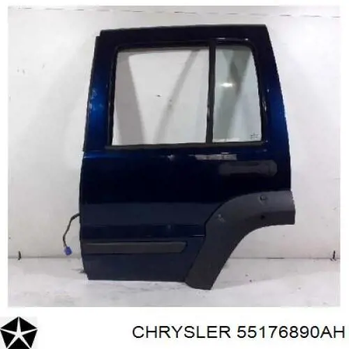 Двері праві передні 55176890AH Chrysler