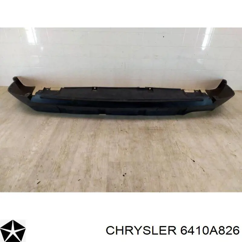 6410A826 Chrysler бампер задній