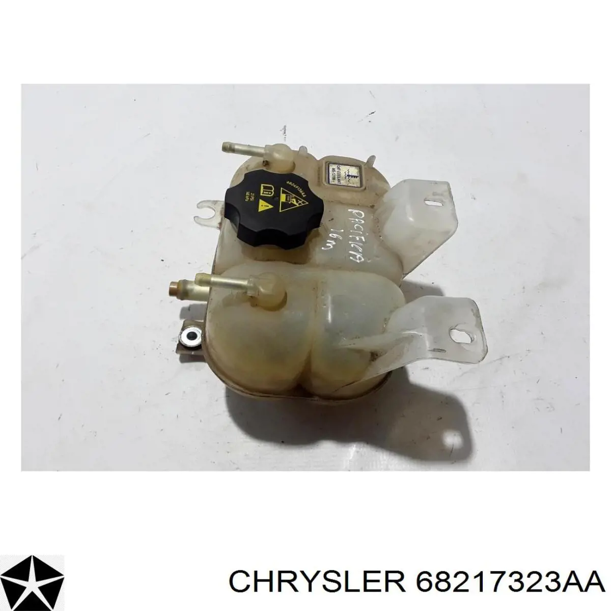 68217323AA Chrysler Розширювальний бачок охолодження