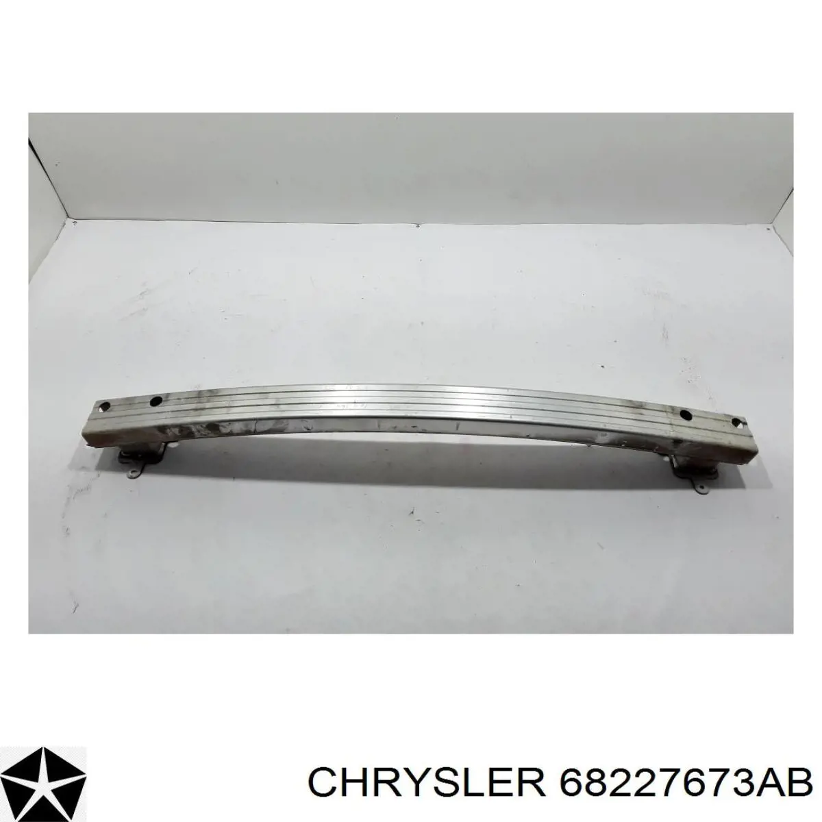 68227673AB Chrysler Шина бампера заднього