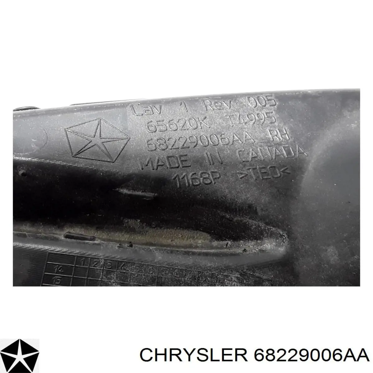 Купити 68229006AA Chrysler Заглушка/ решітка протитуманних фар бампера переднього, права