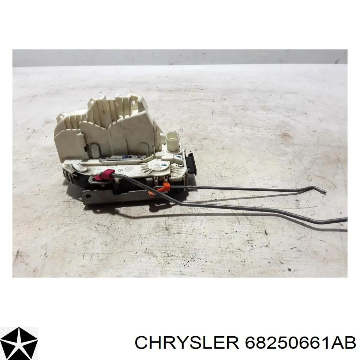 68250661AB Chrysler Замок водійських дверей