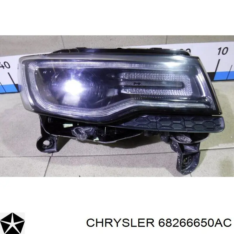 68266650AC Chrysler Фара правая